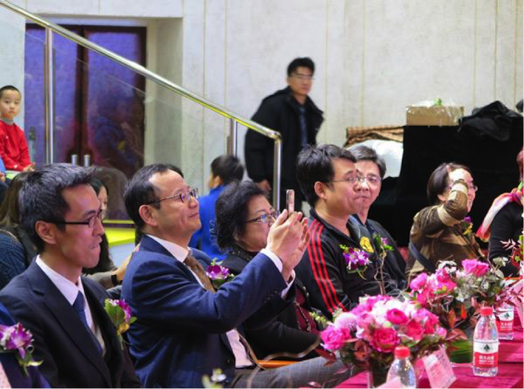 音乐之声暖寒冬 富联娱乐乐器捐赠爱心行动走进中国儿童中心艺术宫