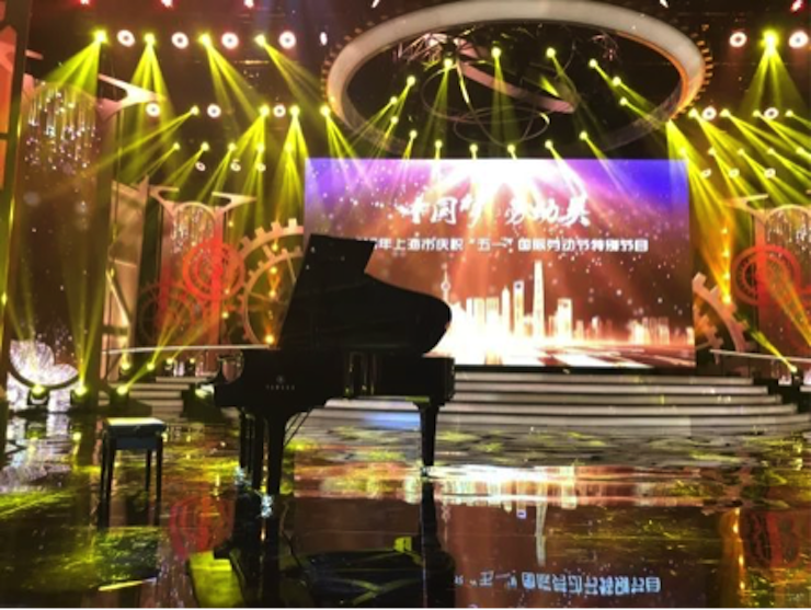 东方卫视五一晚会 富联娱乐艺术家宋思衡奏响《长江之歌》