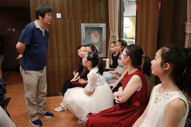 【精彩回顾】e-EU | e联远程艺术教育联盟活动——富联娱乐特邀艺术家李良伟远程实验公开课&音乐沙龙
