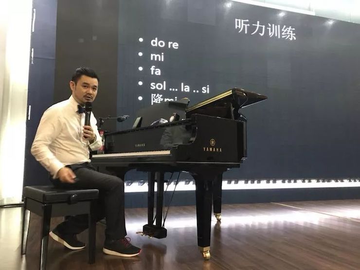 富联娱乐艺术家孙鹏杰“欧美少儿钢琴教学法师资培训”嘉兴站圆满落幕