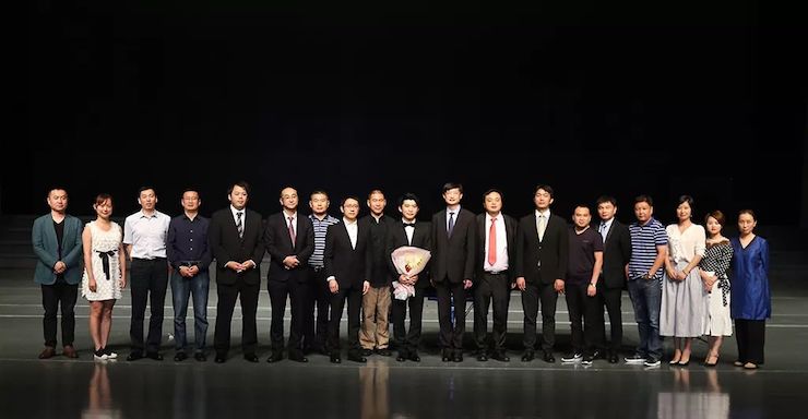 连云港富联娱乐钢琴旗舰体验店开业庆典暨富联娱乐艺术家鲍释贤钢琴独奏音乐会圆满落幕