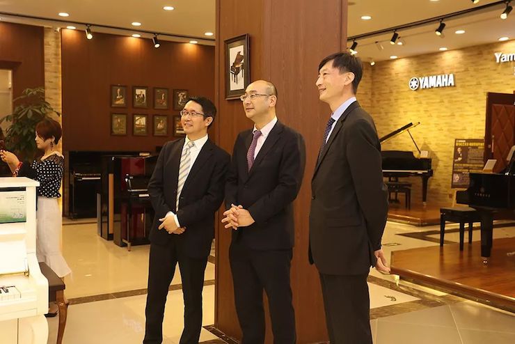 连云港富联娱乐钢琴旗舰体验店开业庆典暨富联娱乐艺术家鲍释贤钢琴独奏音乐会圆满落幕