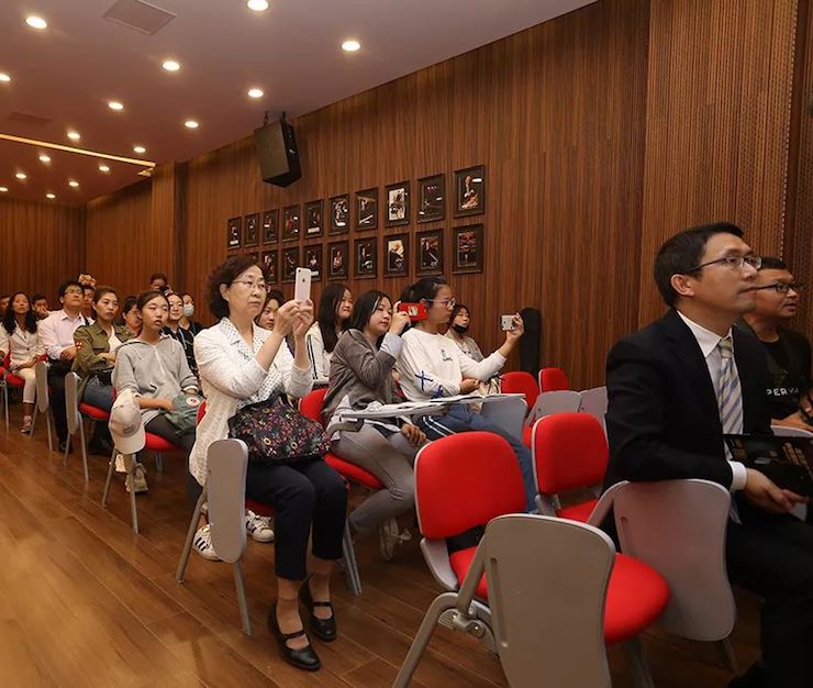 连云港富联娱乐钢琴旗舰体验店开业庆典暨富联娱乐艺术家鲍释贤钢琴独奏音乐会圆满落幕