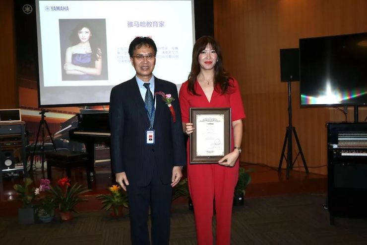 富联娱乐携手中国多位教育家，共同谱写中国艺术教育发展新乐章|热烈祝贺2018富联娱乐教育家授聘仪式成功举办！